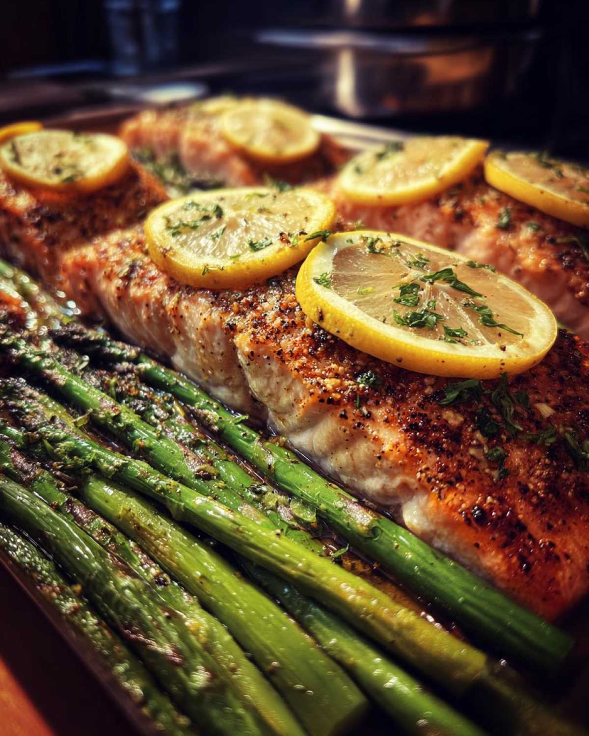 Baked Salmon with Asparagus - detail 3