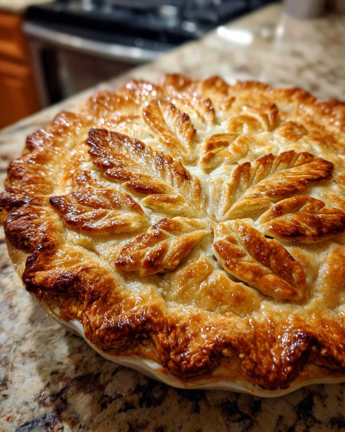 Decorative Leaf Pie Crust Tutorial - detail 4