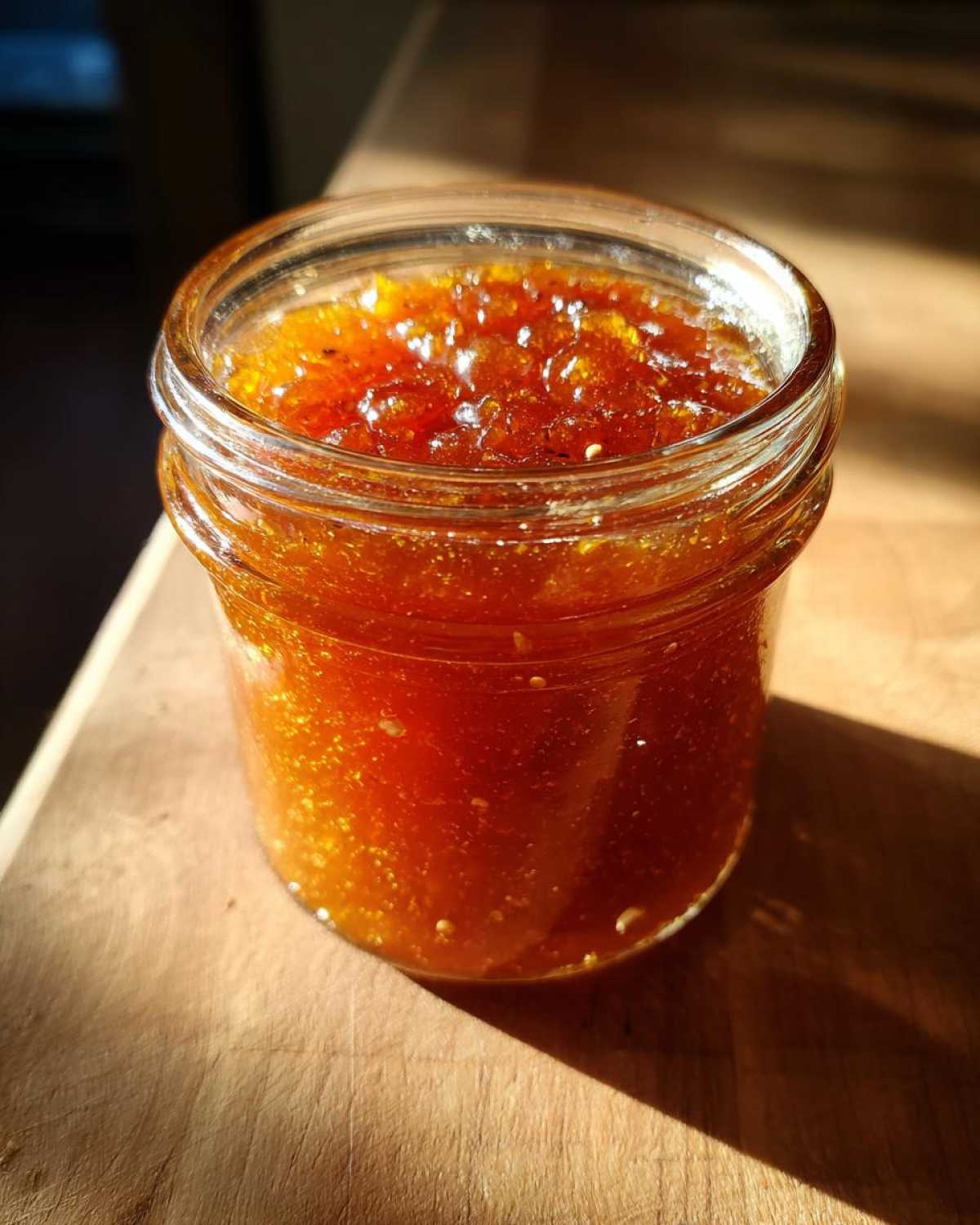Homemade Peach Jam - detail 2