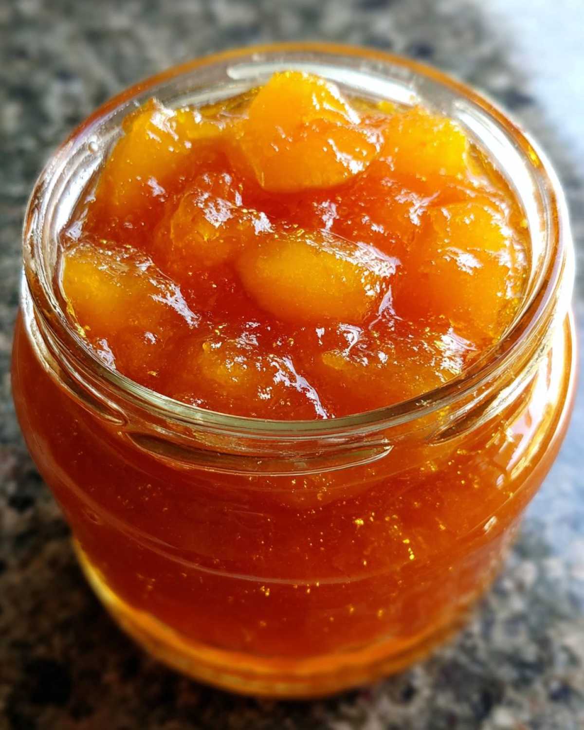 Homemade Peach Jam Preserves - detail 2