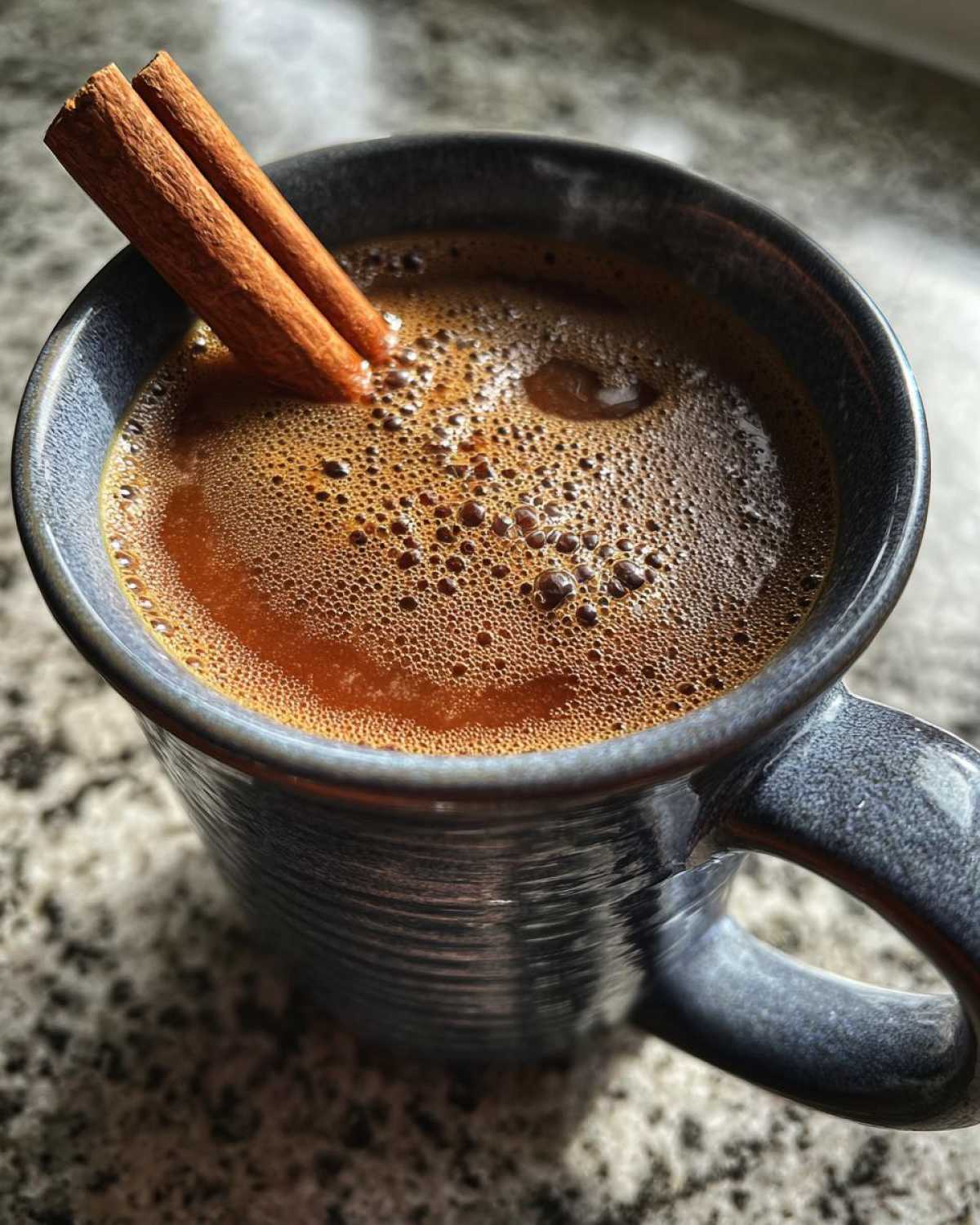 Hot Apple Cider with Cinnamon - detail 3