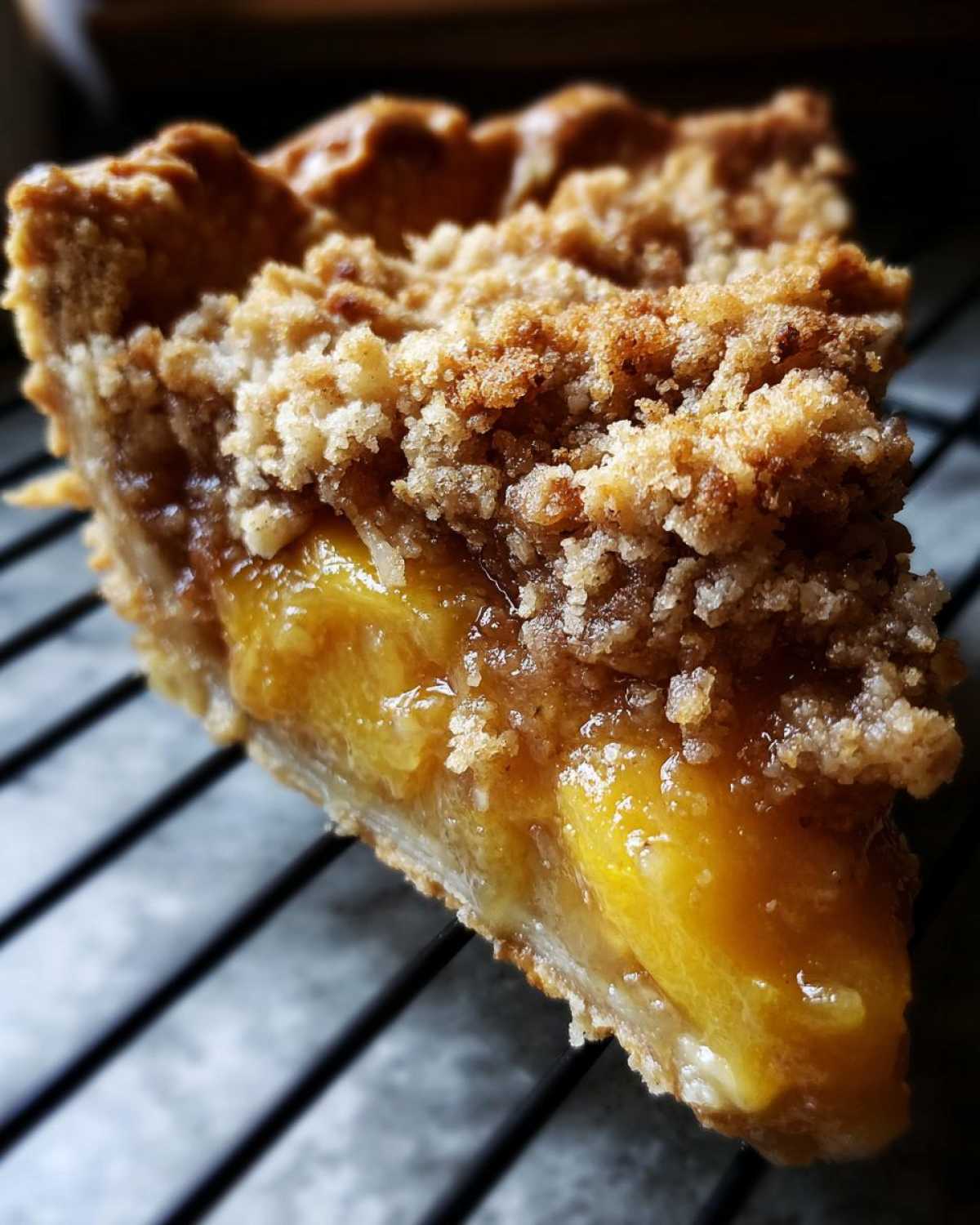 Peach Pie with Crumb Topping - detail 4