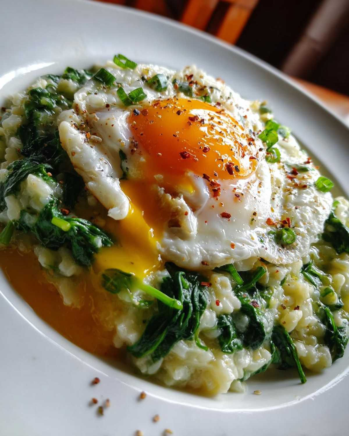 Savory Oatmeal with Spinach and Poached Egg - detail 3
