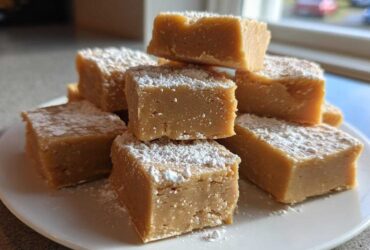3-Ingredient Peanut Butter Fudge (No Bake!)