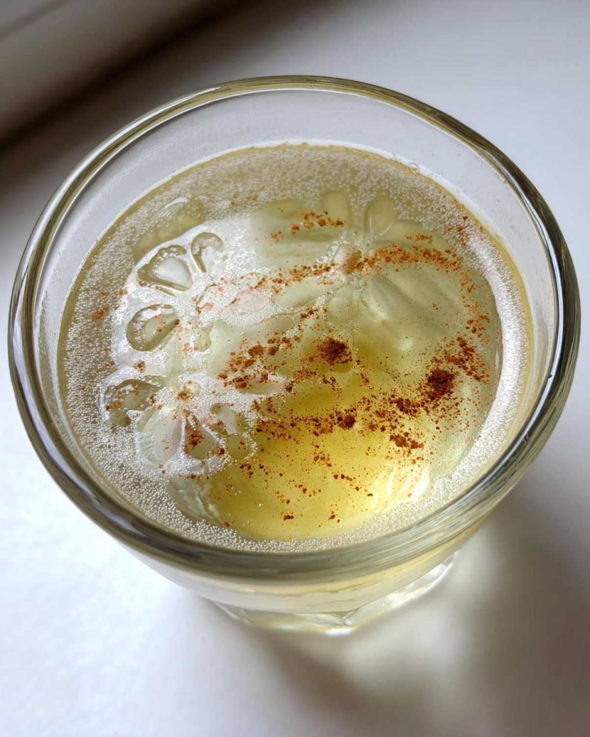 Apple Cider Vinegar Detox Drink (Actually Tasty) - detail 3