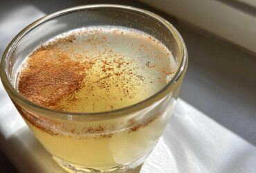 Apple Cider Vinegar Detox Drink (Actually Tasty)