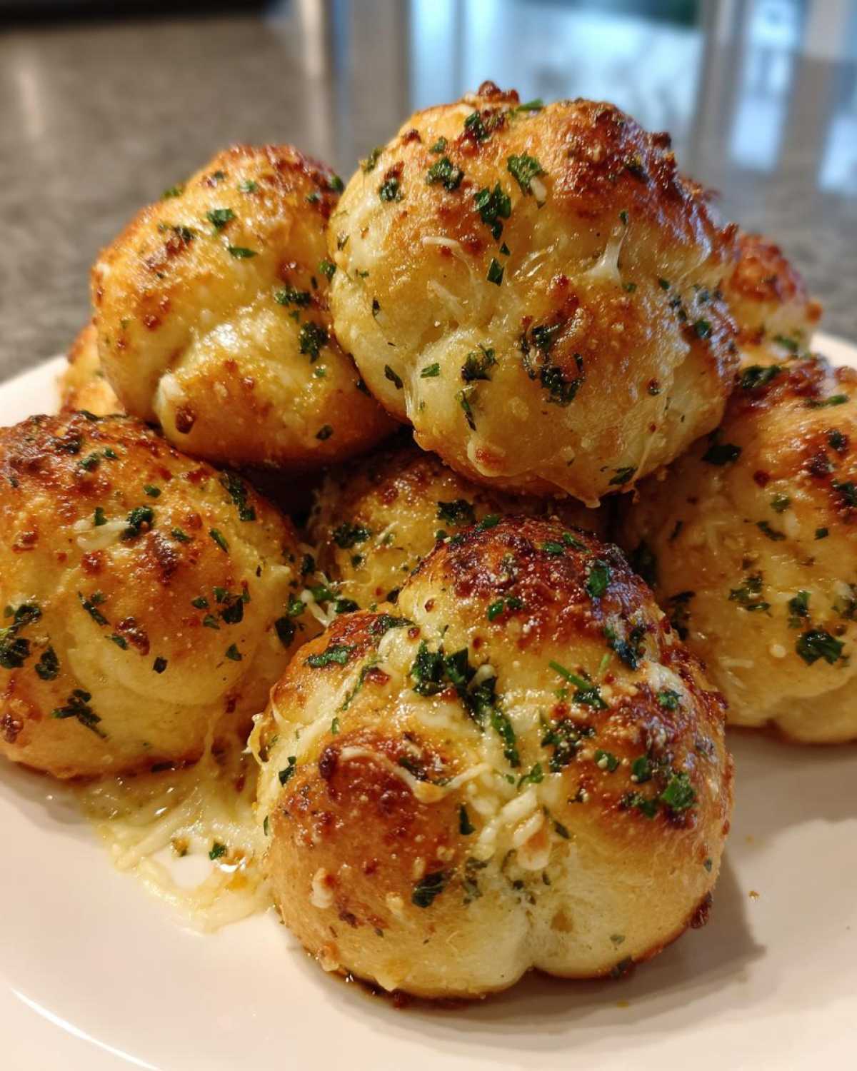 Cheesy Garlic Knots (Better Than Takeout!) - detail 2