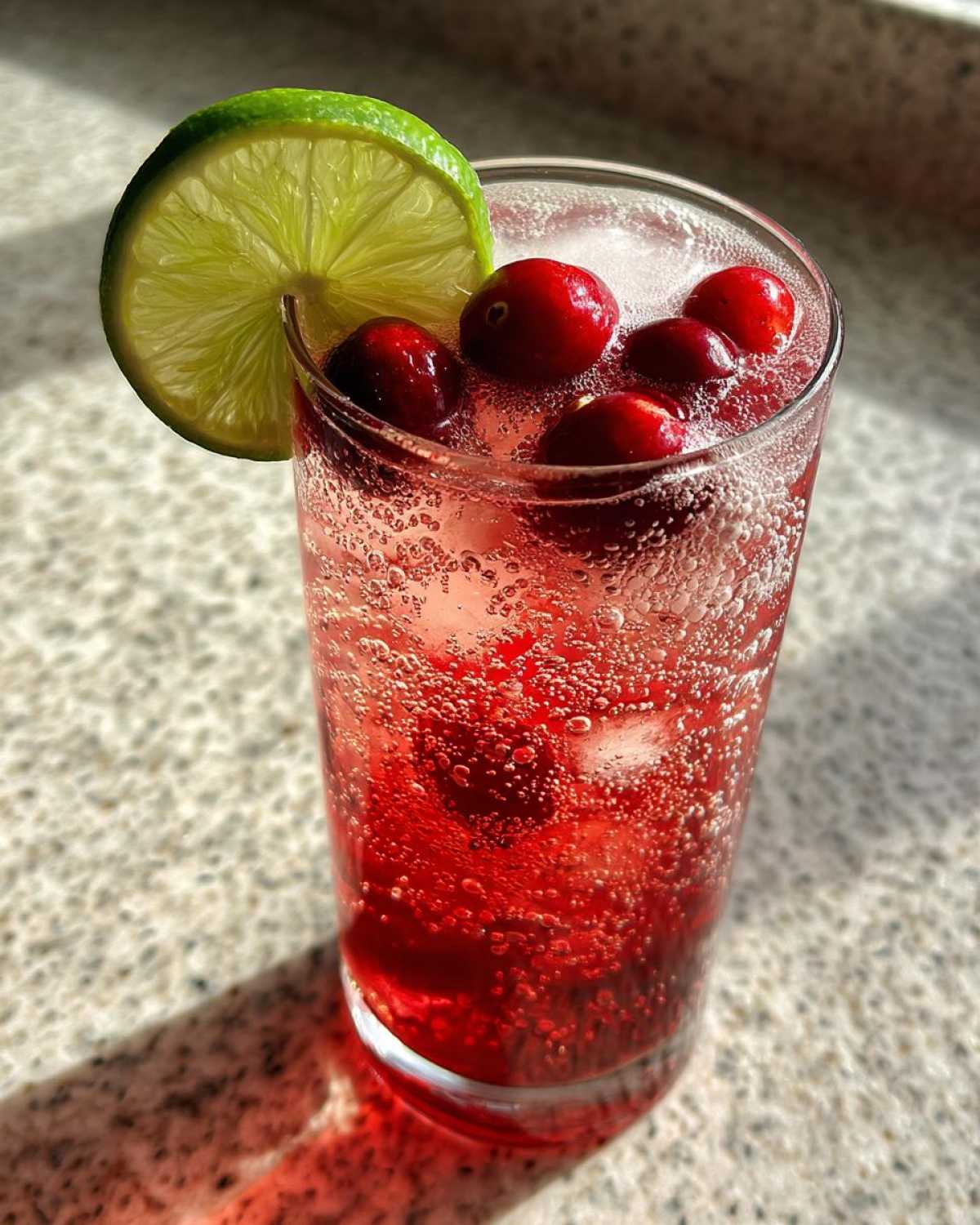 Dry January Mocktail: Cranberry Ginger Fizz - detail 2