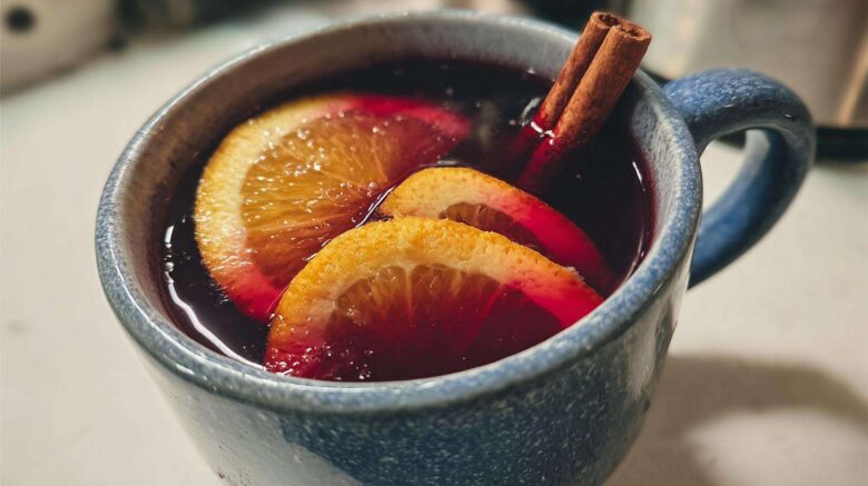 Hot Mulled Cranberry Punch (Non-Alcoholic Party Hit)