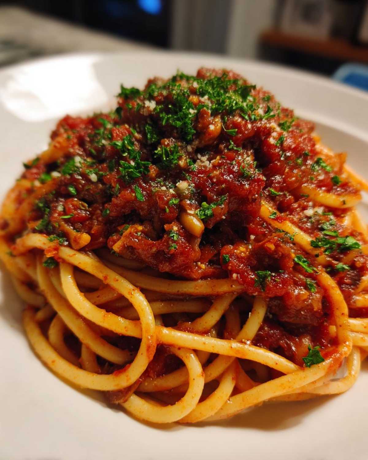 Plant-Based Bolognese with Mushrooms and Walnuts - detail 1