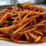Simplest Ever Tomato Basil Pasta (Fresh & Fast)