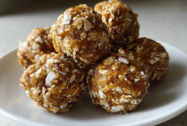 Superfood Energy Balls for an Afternoon Pick-Me-Up