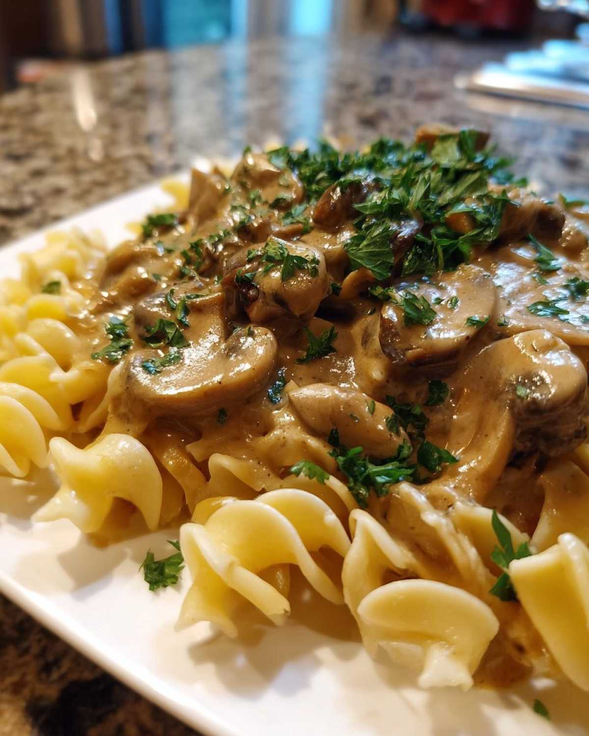 Veganuary Challenge: Creamy Vegan Mushroom Stroganoff - detail 2