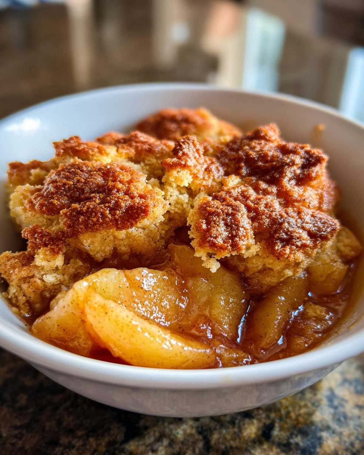 apple cobbler - detail 3