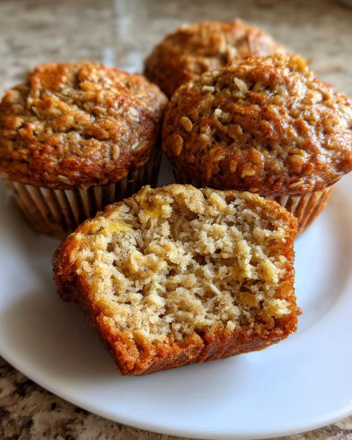 banana oatmeal muffins - detail 1