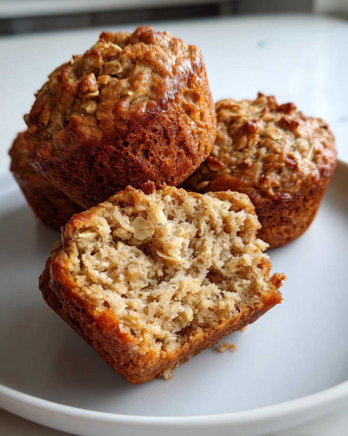 banana oatmeal muffins - detail 2