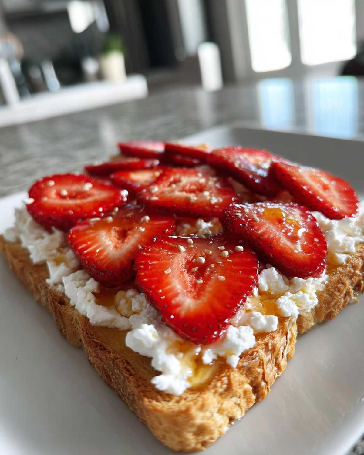 cottage cheese toast - detail 1