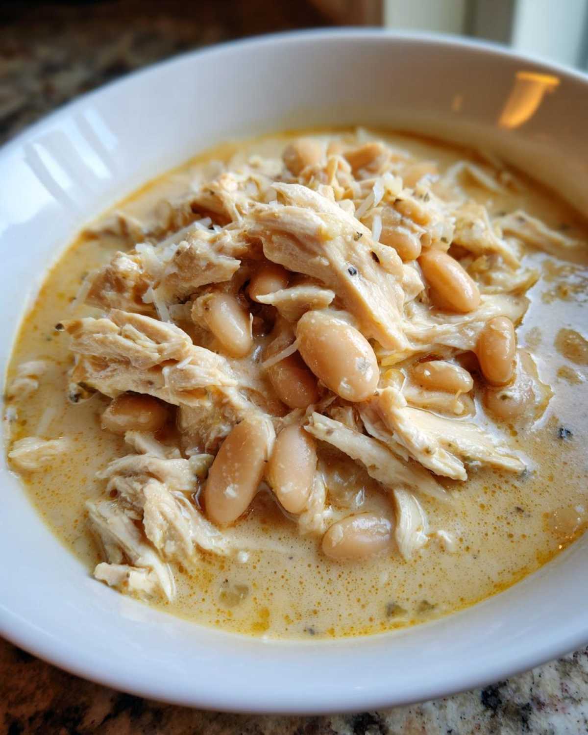 creamy white chicken chili - detail 4