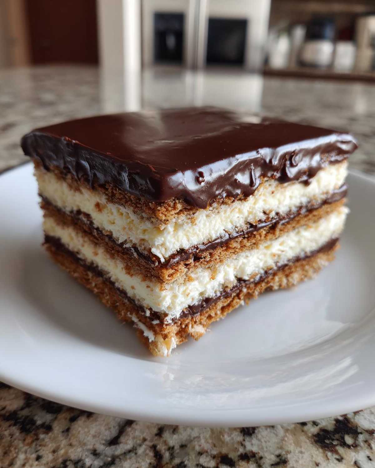 eclair cake - detail 2