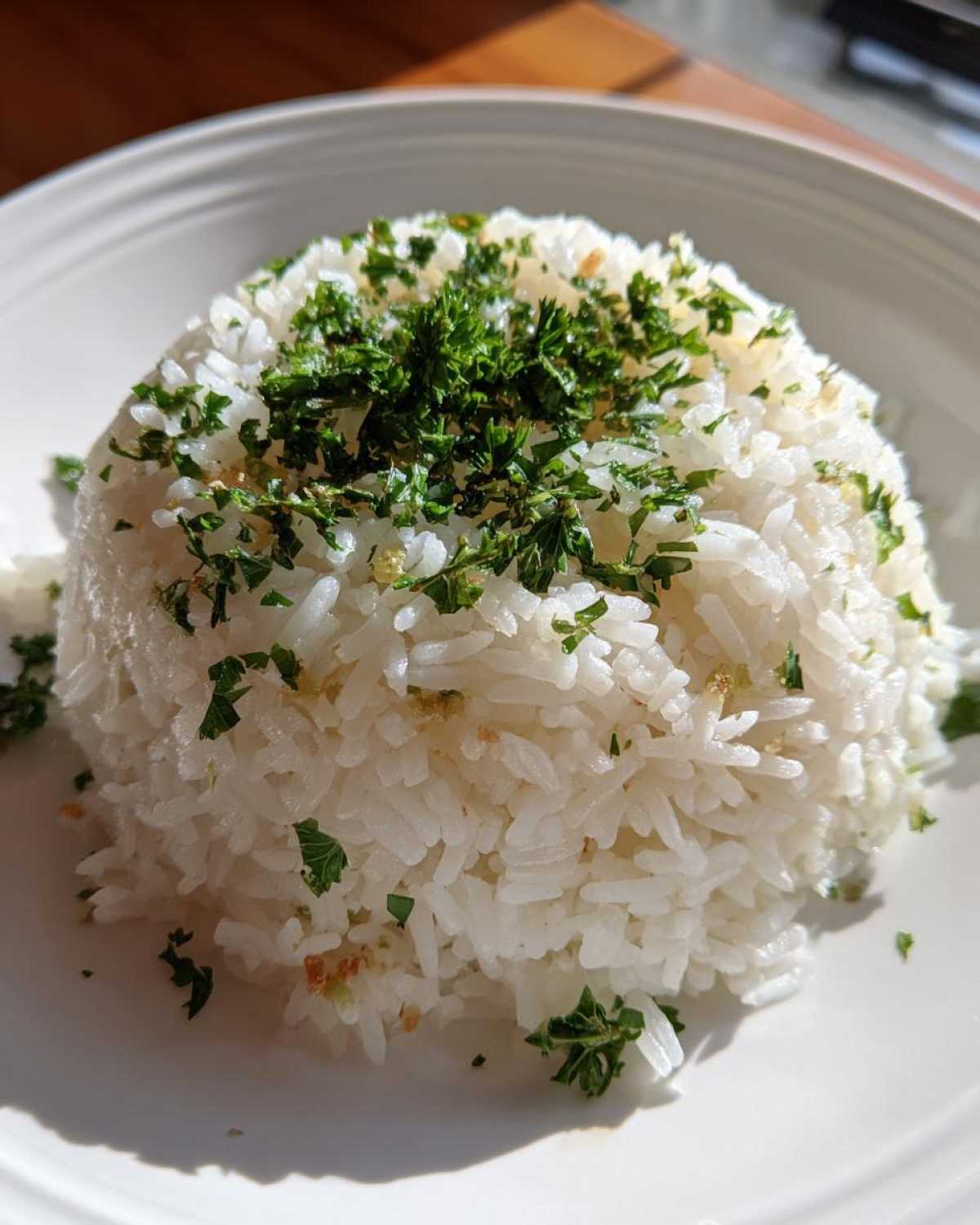 garlic butter rice - detail 4