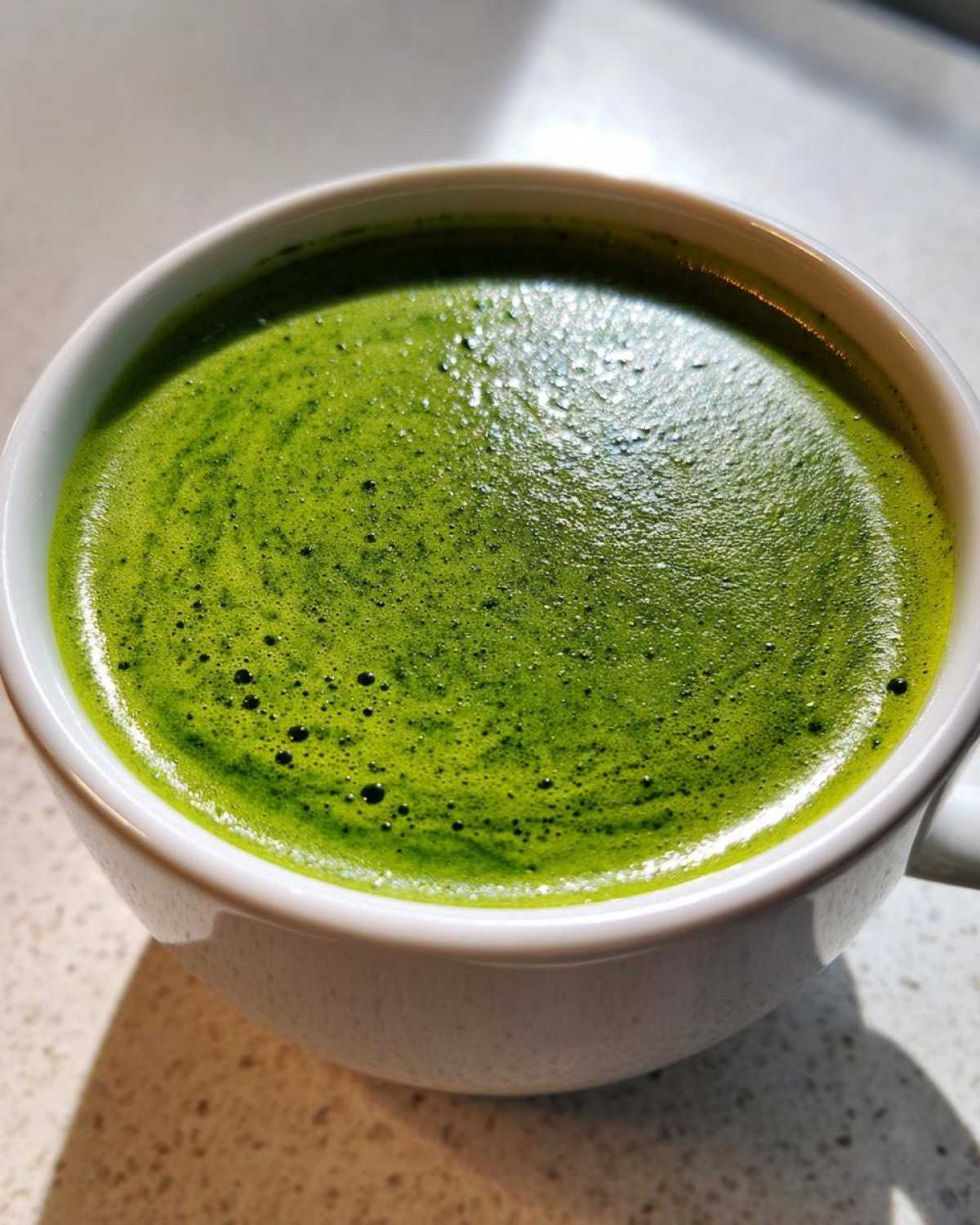spinach soup - detail 1