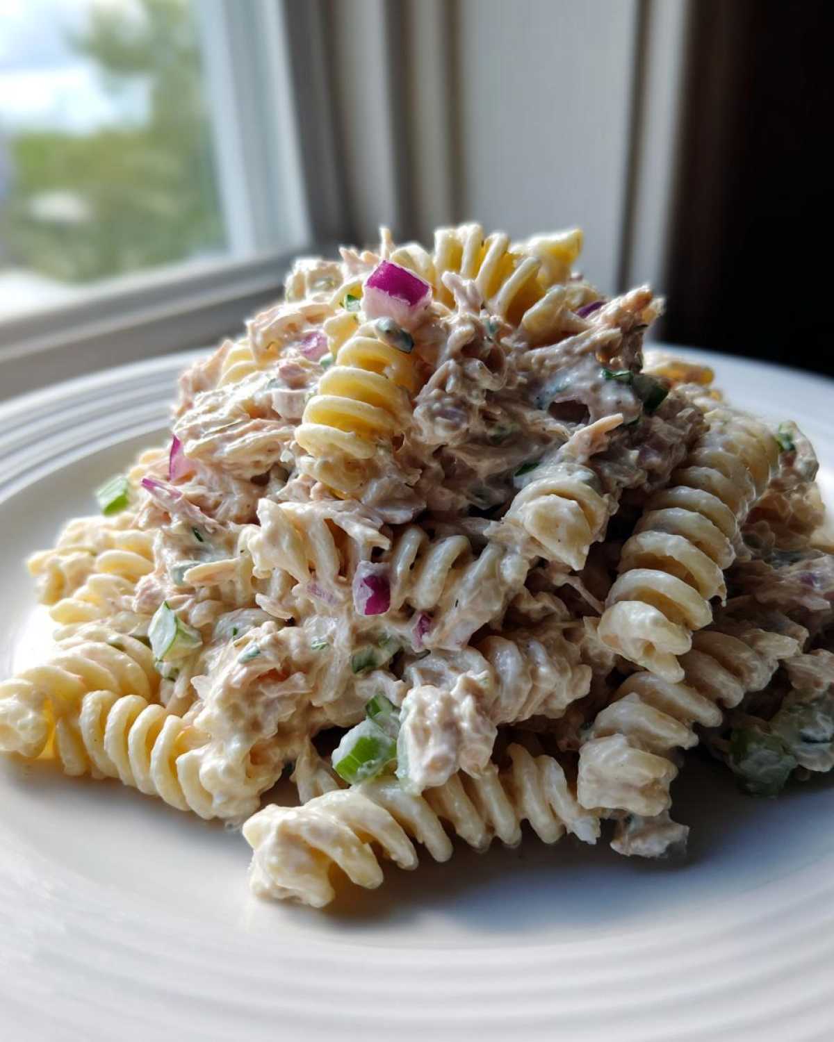 tuna pasta salad - detail 2