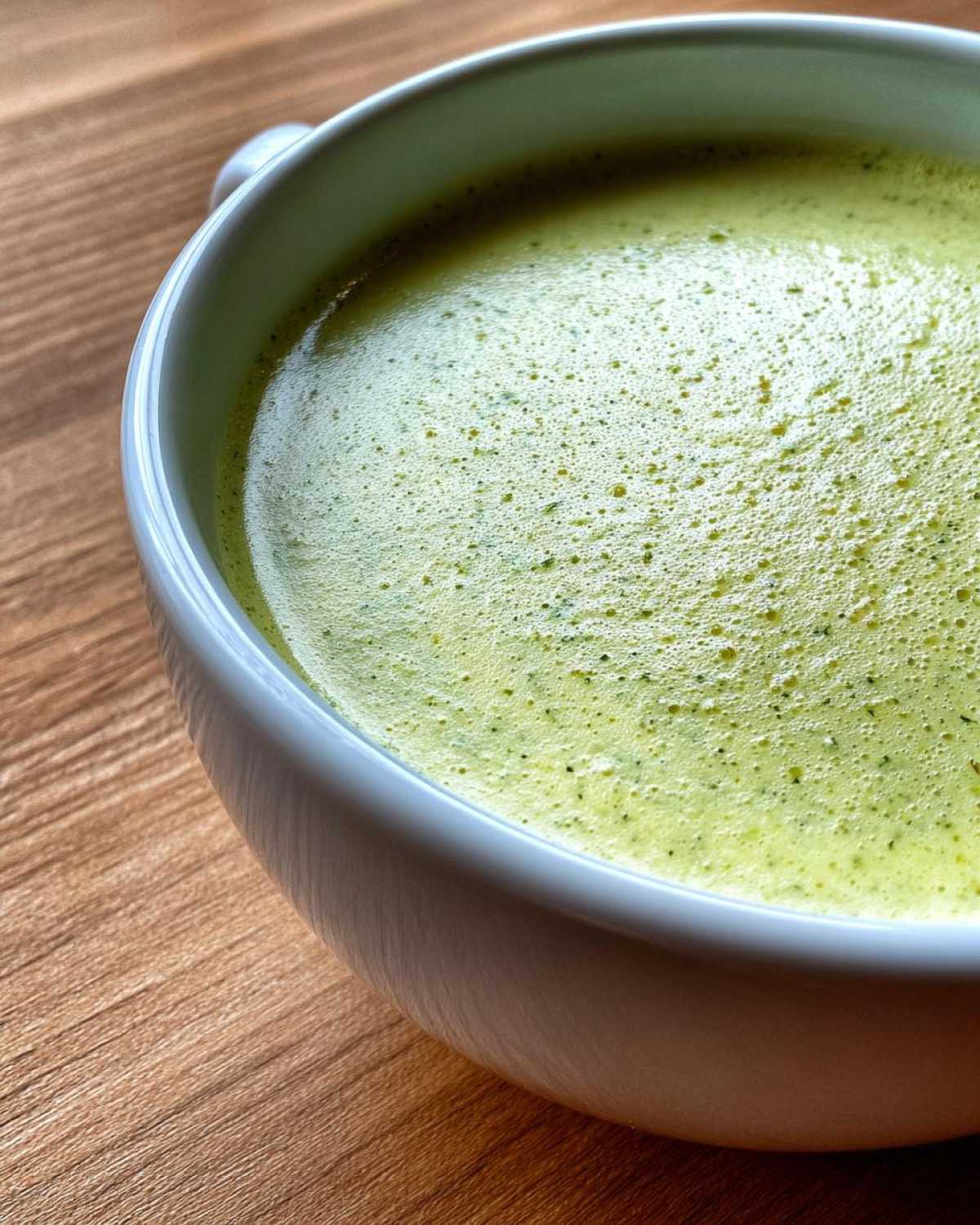 zucchini soup - detail 3